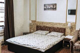 Отель Hotel Rafinad Львов Улучшенный двухместный номер с 1 кроватью-1
